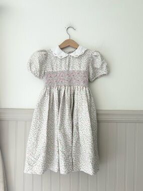 Carriage Boutique Girls Size 5 Pink Green Floral Puff Sleeve Dress